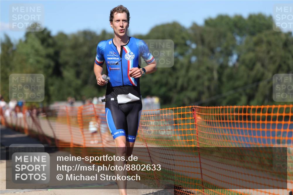 07.09.2025 - 19. Norderstedt Triathlon Michael Strokosch http://msf.ph/oto/8802633 07.09.2025 14:54:04 Laufen 1017, 1038, 1040 meine-sportfotos.de