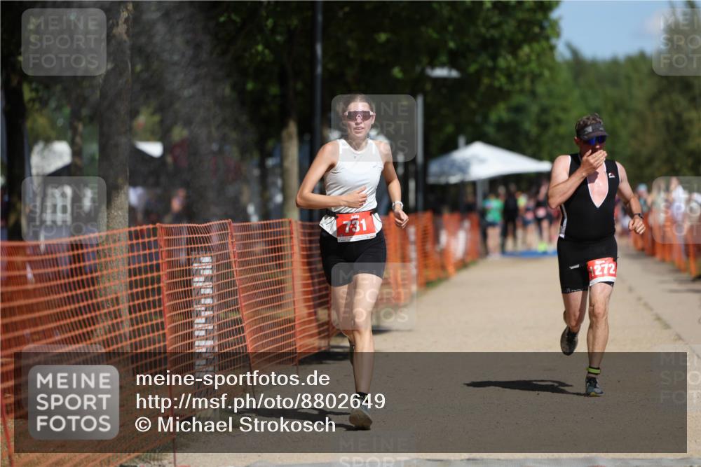 07.09.2025 - 19. Norderstedt Triathlon Michael Strokosch http://msf.ph/oto/8802649 07.09.2025 12:33:35 Laufen 210, 731, 1247, 1272 meine-sportfotos.de