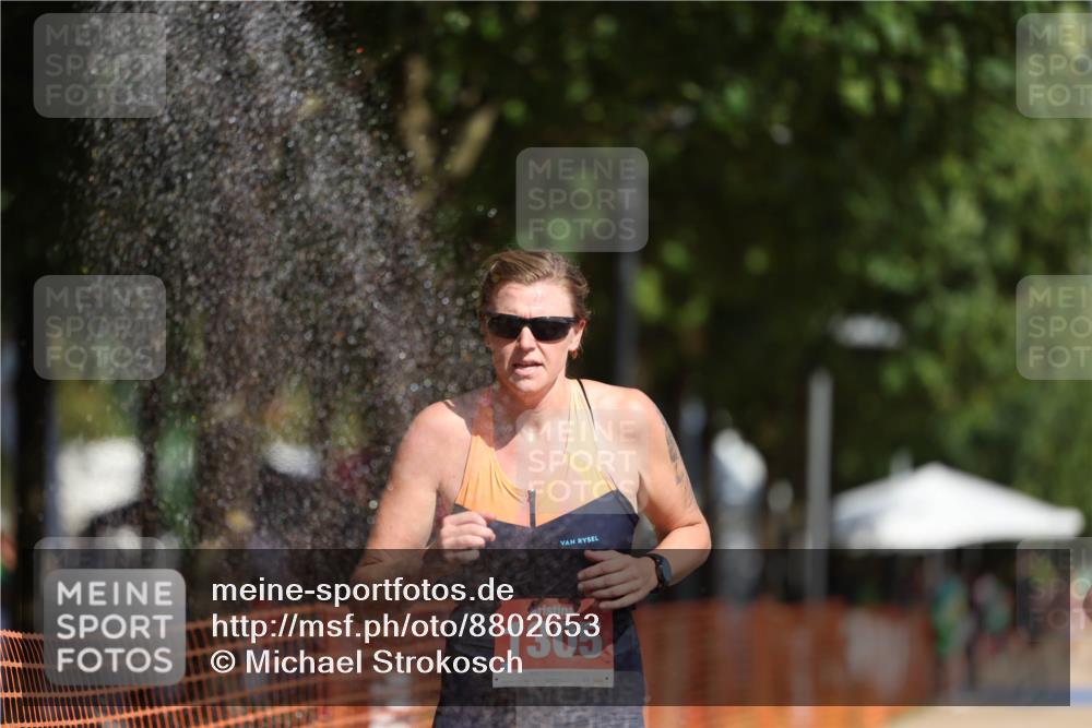 07.09.2025 - 19. Norderstedt Triathlon Michael Strokosch http://msf.ph/oto/8802653 07.09.2025 12:03:45 Laufen 1170, 1305 meine-sportfotos.de