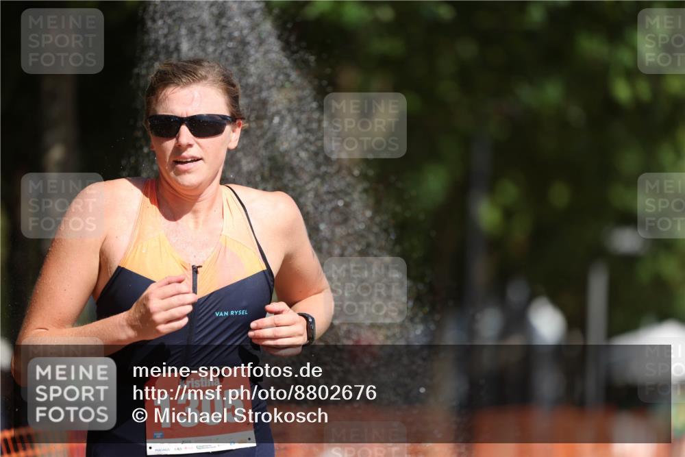 07.09.2025 - 19. Norderstedt Triathlon Michael Strokosch http://msf.ph/oto/8802676 07.09.2025 12:03:46 Laufen 1170, 1305 meine-sportfotos.de