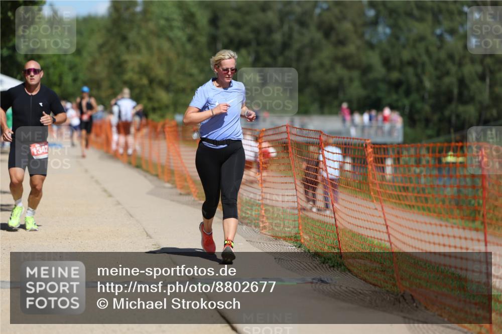 07.09.2025 - 19. Norderstedt Triathlon Michael Strokosch http://msf.ph/oto/8802677 07.09.2025 13:11:38 Laufen 853, 1342 meine-sportfotos.de