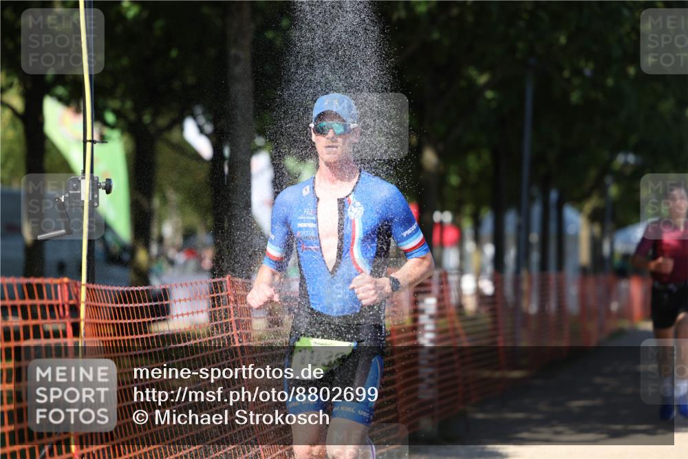 07.09.2025 - 19. Norderstedt Triathlon Michael Strokosch http://msf.ph/oto/8802699 07.09.2025 14:54:11 Laufen 981, 1038, 1465 meine-sportfotos.de