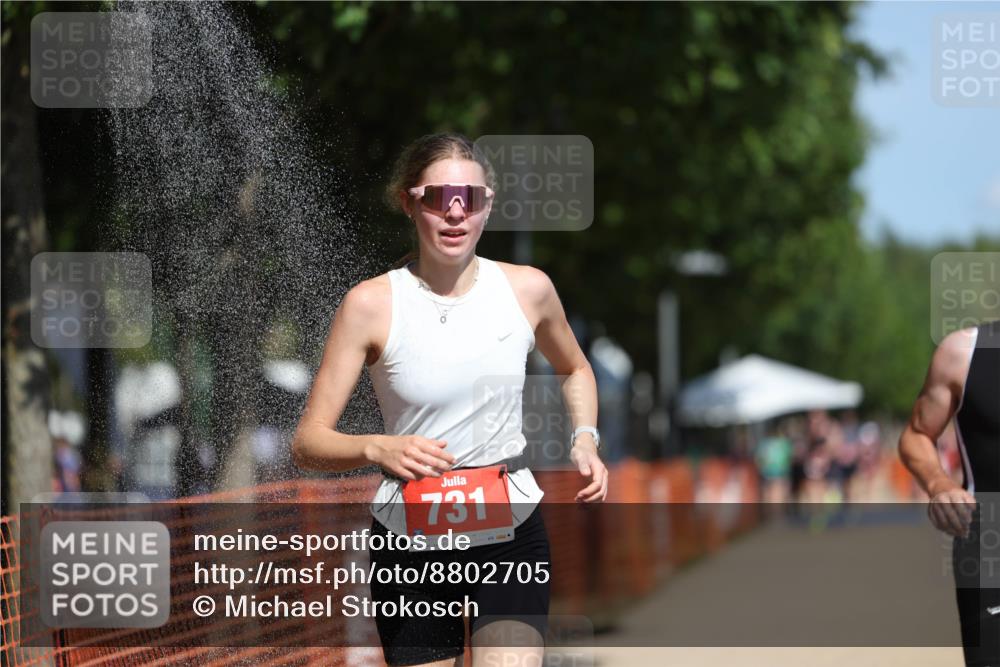 07.09.2025 - 19. Norderstedt Triathlon Michael Strokosch http://msf.ph/oto/8802705 07.09.2025 12:33:37 Laufen 731, 1272 meine-sportfotos.de