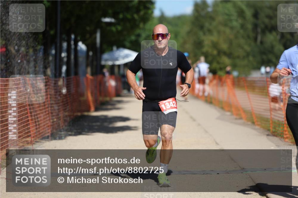 07.09.2025 - 19. Norderstedt Triathlon Michael Strokosch http://msf.ph/oto/8802725 07.09.2025 13:11:40 Laufen 853, 1342 meine-sportfotos.de