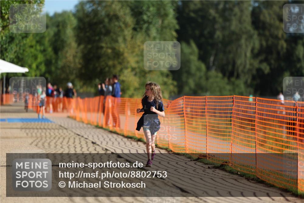 07.09.2025 - 19. Norderstedt Triathlon Michael Strokosch http://msf.ph/oto/8802753 07.09.2025 09:17:48 Laufen 18, 20 meine-sportfotos.de
