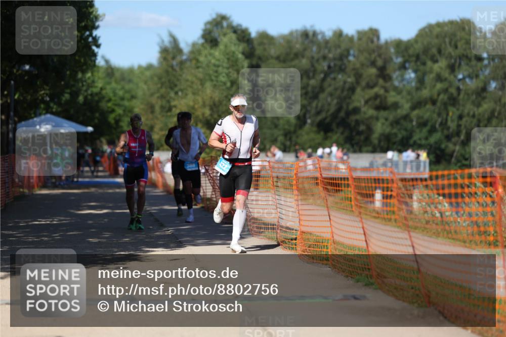 07.09.2025 - 19. Norderstedt Triathlon Michael Strokosch http://msf.ph/oto/8802756 07.09.2025 14:54:27 Laufen 388, 393, 422, 1020 meine-sportfotos.de