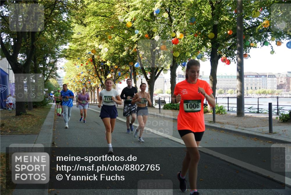 07.09.2025 - BARMER Alsterlauf Yannick Fuchs http://msf.ph/oto/8802765 07.09.2025 11:51:07 Laufen 1090, 1174, 194, 1006 meine-sportfotos.de