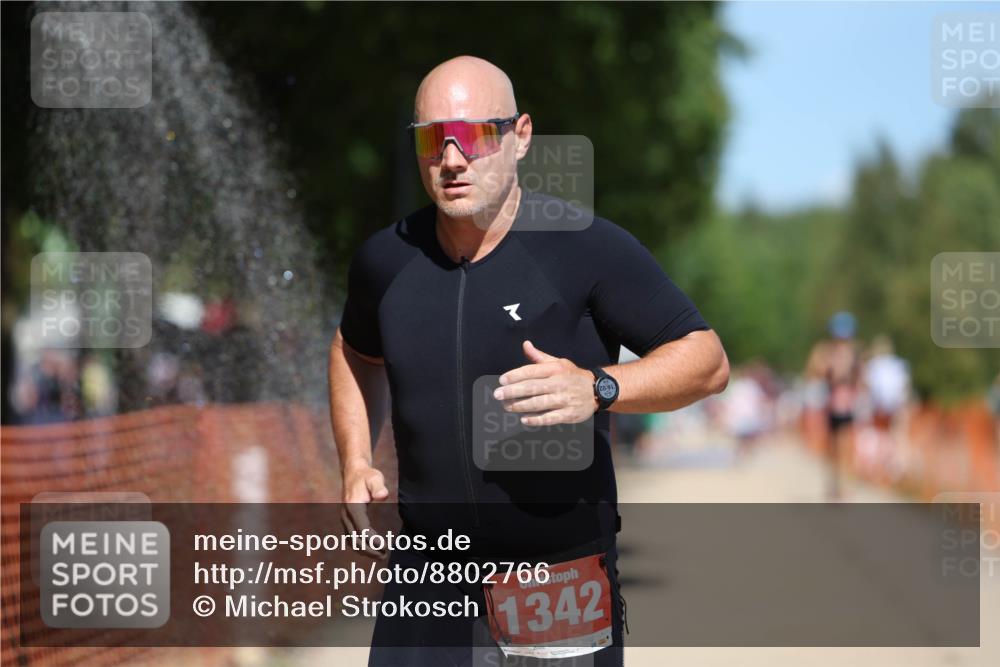 07.09.2025 - 19. Norderstedt Triathlon Michael Strokosch http://msf.ph/oto/8802766 07.09.2025 13:11:41 Laufen 820, 853, 1342 meine-sportfotos.de