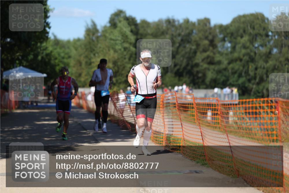 07.09.2025 - 19. Norderstedt Triathlon Michael Strokosch http://msf.ph/oto/8802777 07.09.2025 14:54:27 Laufen 388, 393, 422, 1020 meine-sportfotos.de