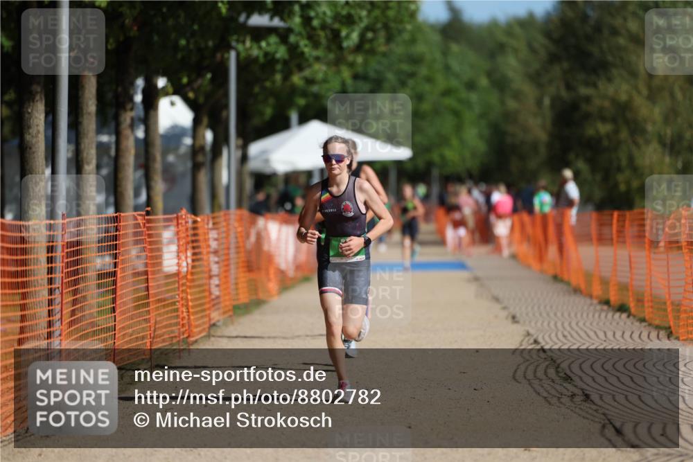 07.09.2025 - 19. Norderstedt Triathlon Michael Strokosch http://msf.ph/oto/8802782 07.09.2025 11:00:46 Laufen 62, 123, 127, 635 meine-sportfotos.de