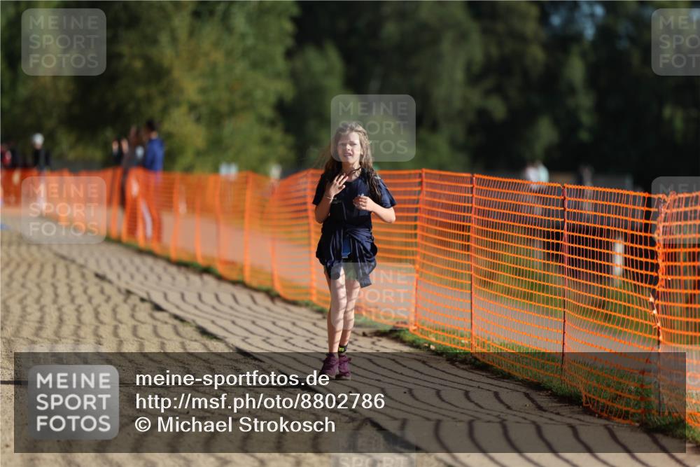 07.09.2025 - 19. Norderstedt Triathlon Michael Strokosch http://msf.ph/oto/8802786 07.09.2025 09:17:50 Laufen 18, 20 meine-sportfotos.de