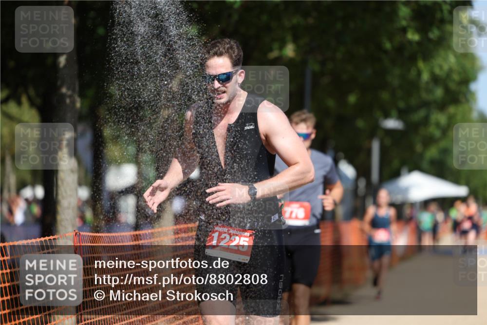07.09.2025 - 19. Norderstedt Triathlon Michael Strokosch http://msf.ph/oto/8802808 07.09.2025 12:33:54 Laufen 773, 776, 1225 meine-sportfotos.de