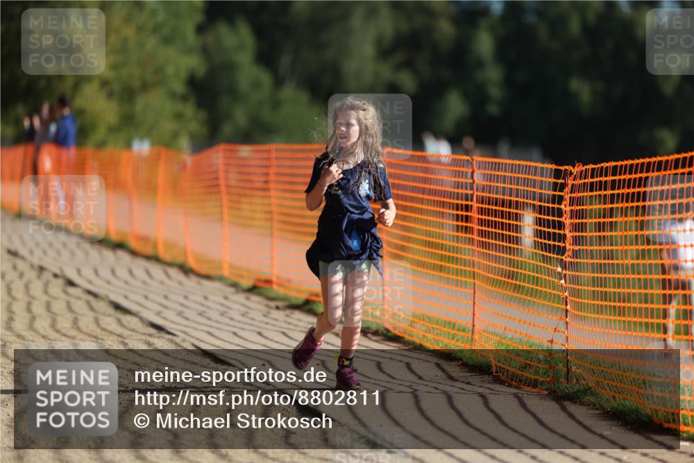 07.09.2025 - 19. Norderstedt Triathlon Michael Strokosch http://msf.ph/oto/8802811 07.09.2025 09:17:51 Laufen 18, 20 meine-sportfotos.de
