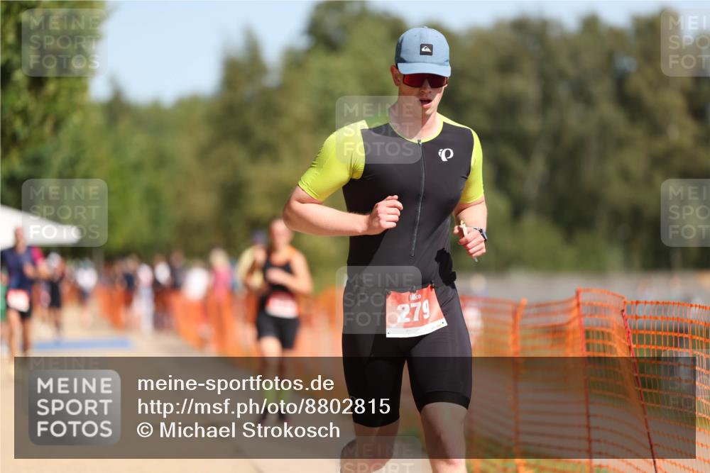 07.09.2025 - 19. Norderstedt Triathlon Michael Strokosch http://msf.ph/oto/8802815 07.09.2025 12:04:05 Laufen 279, 1183, 1278 meine-sportfotos.de