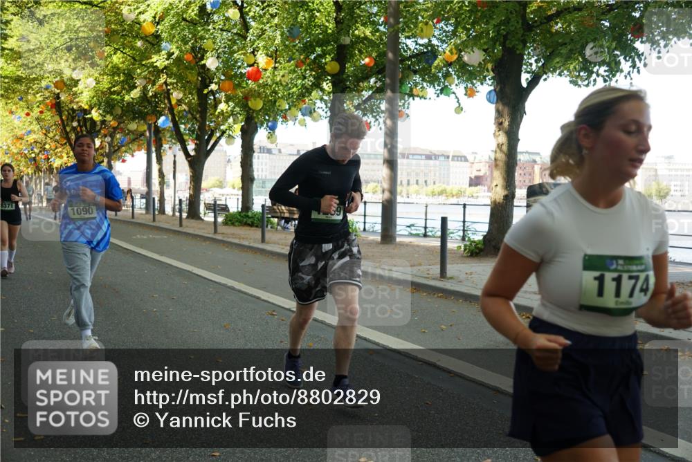 07.09.2025 - BARMER Alsterlauf Yannick Fuchs http://msf.ph/oto/8802829 07.09.2025 11:51:09 Laufen 8371, 1090, 1174 meine-sportfotos.de