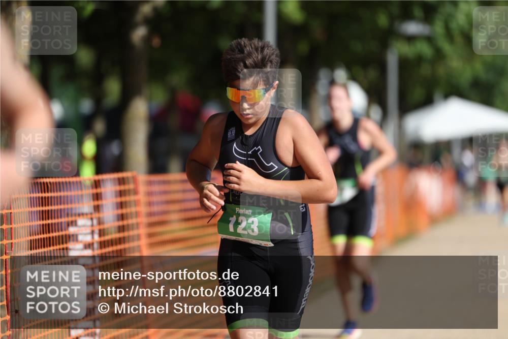 07.09.2025 - 19. Norderstedt Triathlon Michael Strokosch http://msf.ph/oto/8802841 07.09.2025 11:00:51 Laufen 62, 123, 635 meine-sportfotos.de