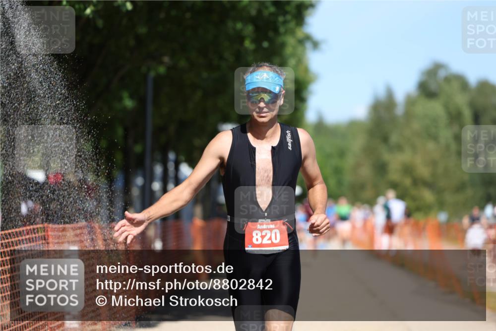 07.09.2025 - 19. Norderstedt Triathlon Michael Strokosch http://msf.ph/oto/8802842 07.09.2025 13:11:50 Laufen 169, 820 meine-sportfotos.de