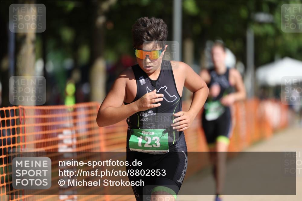 07.09.2025 - 19. Norderstedt Triathlon Michael Strokosch http://msf.ph/oto/8802853 07.09.2025 11:00:51 Laufen 62, 123, 635 meine-sportfotos.de