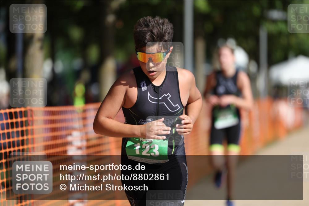 07.09.2025 - 19. Norderstedt Triathlon Michael Strokosch http://msf.ph/oto/8802861 07.09.2025 11:00:51 Laufen 62, 123, 635 meine-sportfotos.de