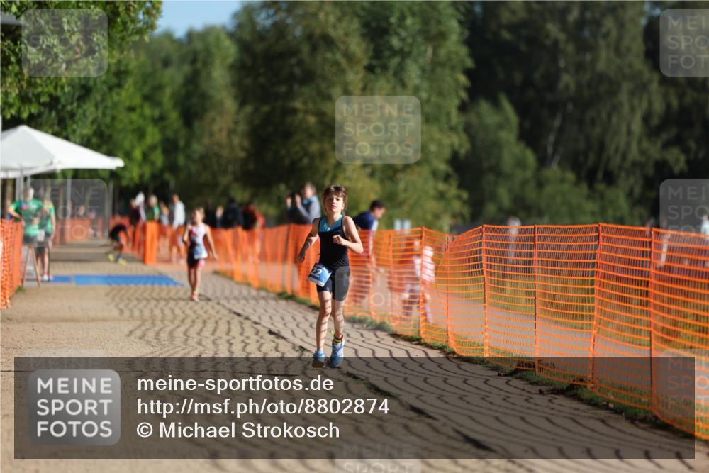 07.09.2025 - 19. Norderstedt Triathlon Michael Strokosch http://msf.ph/oto/8802874 07.09.2025 09:18:06 Laufen 22 meine-sportfotos.de
