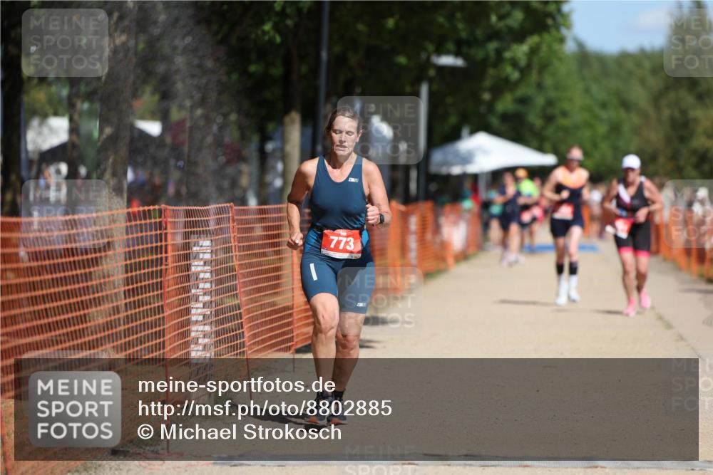 07.09.2025 - 19. Norderstedt Triathlon Michael Strokosch http://msf.ph/oto/8802885 07.09.2025 12:33:59 Laufen 773, 776, 1251, 1381 meine-sportfotos.de