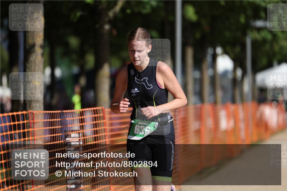 07.09.2025 - 19. Norderstedt Triathlon Michael Strokosch http://msf.ph/oto/8802894 07.09.2025 11:00:53 Laufen 62, 123, 635 meine-sportfotos.de