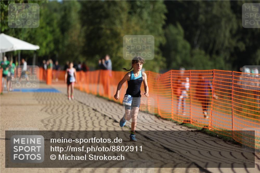 07.09.2025 - 19. Norderstedt Triathlon Michael Strokosch http://msf.ph/oto/8802911 07.09.2025 09:18:08 Laufen 22 meine-sportfotos.de