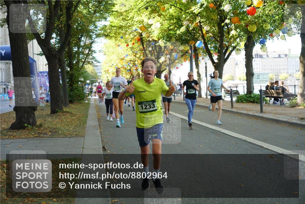 07.09.2025 - BARMER Alsterlauf Yannick Fuchs http://msf.ph/oto/8802964 07.09.2025 11:51:16 Laufen 1059, 1129, 1233, 8067, 1107 meine-sportfotos.de