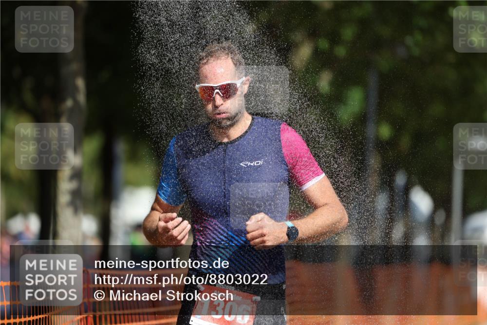 07.09.2025 - 19. Norderstedt Triathlon Michael Strokosch http://msf.ph/oto/8803022 07.09.2025 12:04:16 Laufen 1278, 1306 meine-sportfotos.de