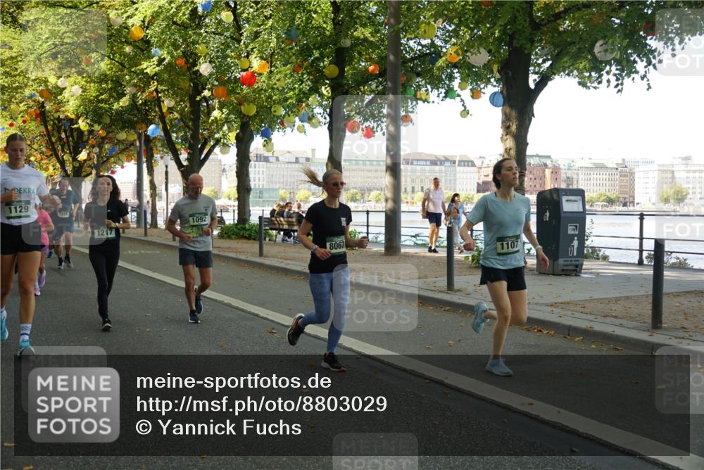 07.09.2025 - BARMER Alsterlauf Yannick Fuchs http://msf.ph/oto/8803029 07.09.2025 11:51:19 Laufen 1129, 1215, 1092, 1217, 8067, 1107 meine-sportfotos.de