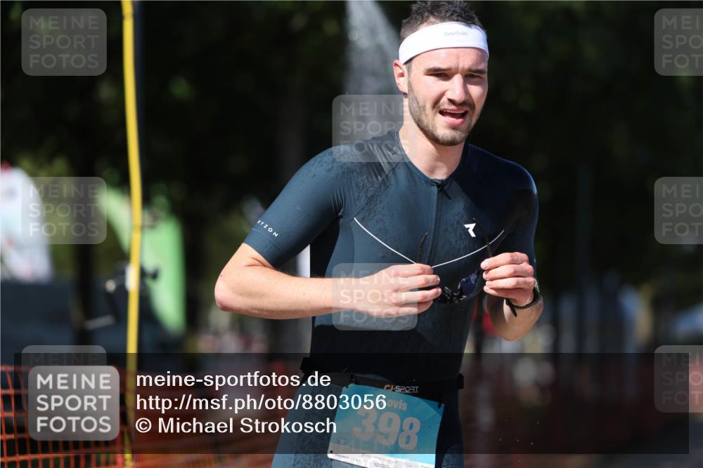 07.09.2025 - 19. Norderstedt Triathlon Michael Strokosch http://msf.ph/oto/8803056 07.09.2025 14:55:03 Laufen 398, 900 meine-sportfotos.de