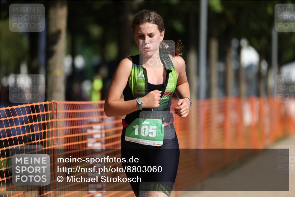 07.09.2025 - 19. Norderstedt Triathlon Michael Strokosch http://msf.ph/oto/8803060 07.09.2025 11:01:04 Laufen 105 meine-sportfotos.de
