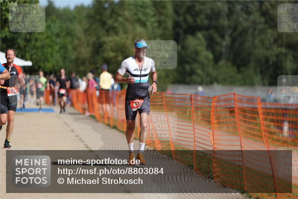 07.09.2025 - 19. Norderstedt Triathlon Michael Strokosch http://msf.ph/oto/8803084 07.09.2025 12:04:26 Laufen 191, 303, 736, 819 meine-sportfotos.de