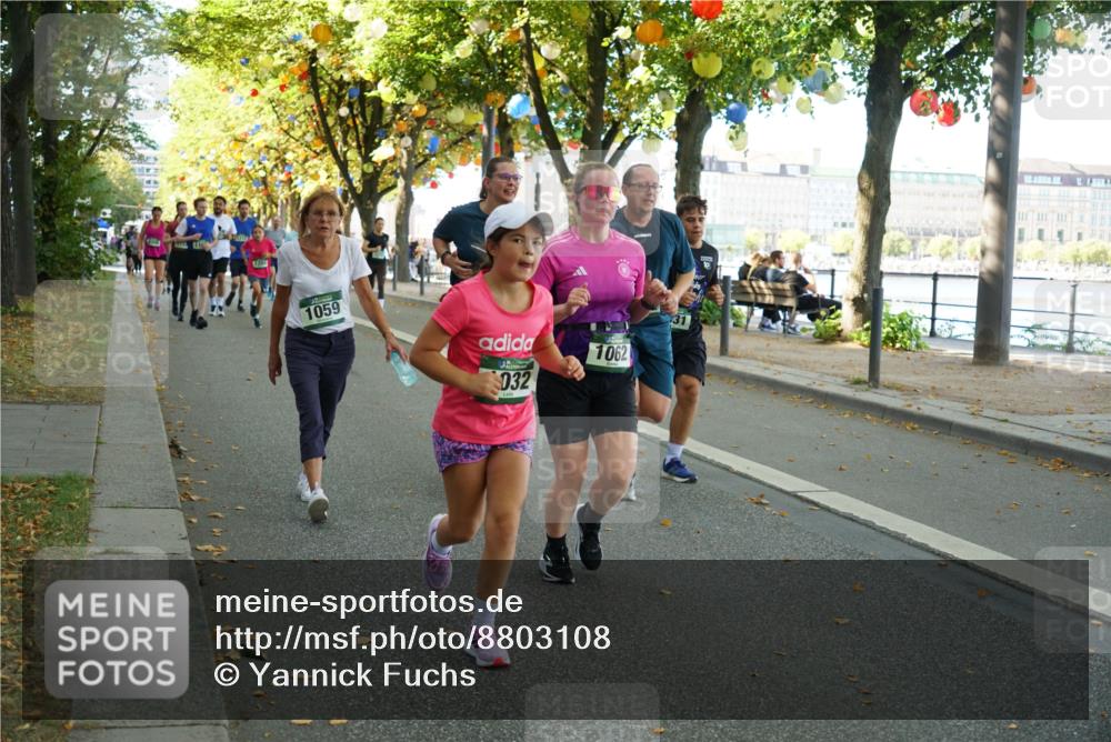 07.09.2025 - BARMER Alsterlauf Yannick Fuchs http://msf.ph/oto/8803108 07.09.2025 11:51:22 Laufen 120, 1059, 032, 31, 1062 meine-sportfotos.de