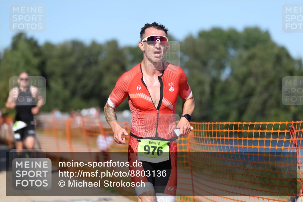 07.09.2025 - 19. Norderstedt Triathlon Michael Strokosch http://msf.ph/oto/8803136 07.09.2025 14:55:19 Laufen 908, 976, 1027 meine-sportfotos.de