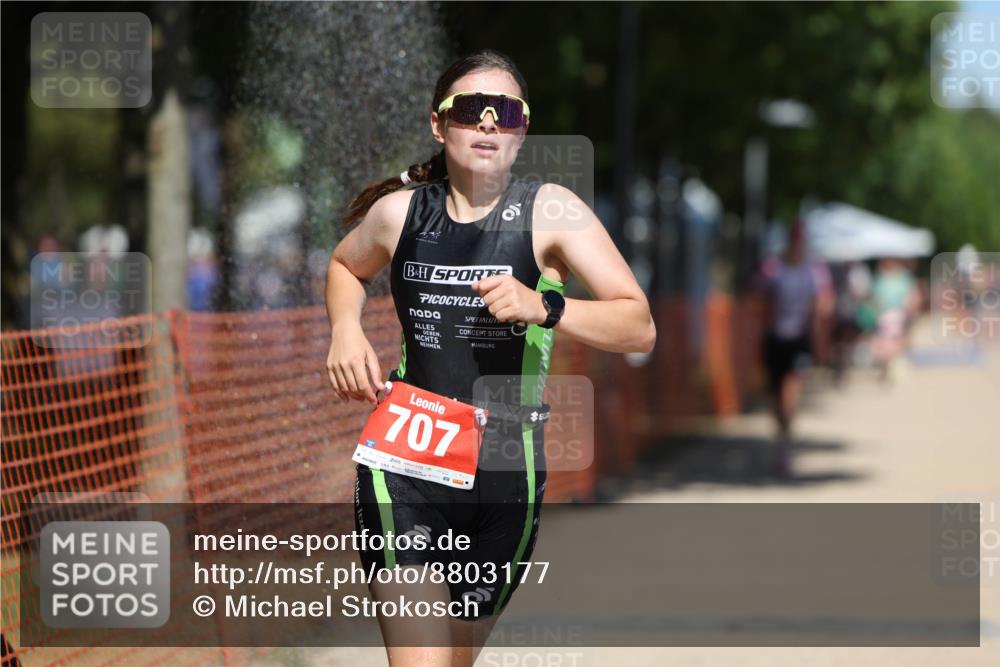 07.09.2025 - 19. Norderstedt Triathlon Michael Strokosch http://msf.ph/oto/8803177 07.09.2025 13:12:23 Laufen 707, 1263 meine-sportfotos.de