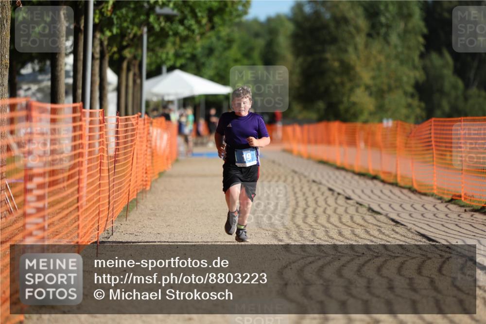 07.09.2025 - 19. Norderstedt Triathlon Michael Strokosch http://msf.ph/oto/8803223 07.09.2025 09:21:12 Laufen 19 meine-sportfotos.de