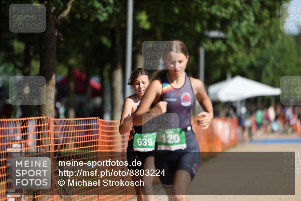 07.09.2025 - 19. Norderstedt Triathlon Michael Strokosch http://msf.ph/oto/8803224 07.09.2025 11:01:17 Laufen 120, 639 meine-sportfotos.de