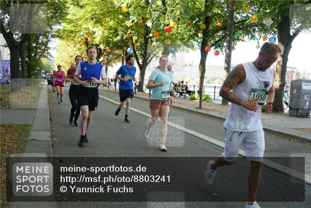 07.09.2025 - BARMER Alsterlauf Yannick Fuchs http://msf.ph/oto/8803241 07.09.2025 11:51:28 Laufen 8266, 163, 1212, 1179, 1050 meine-sportfotos.de