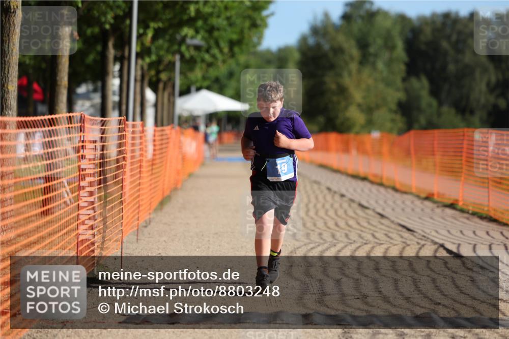 07.09.2025 - 19. Norderstedt Triathlon Michael Strokosch http://msf.ph/oto/8803248 07.09.2025 09:21:15 Laufen 19 meine-sportfotos.de