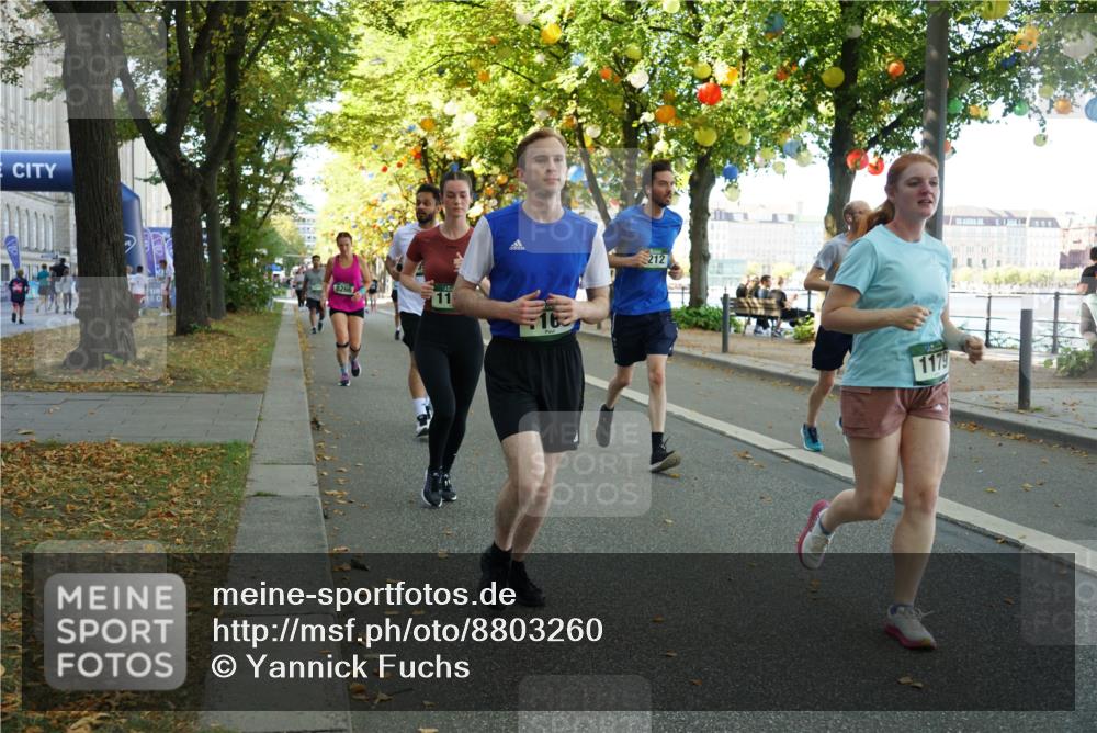 07.09.2025 - BARMER Alsterlauf Yannick Fuchs http://msf.ph/oto/8803260 07.09.2025 11:51:29 Laufen 8266, 212, 1179 meine-sportfotos.de