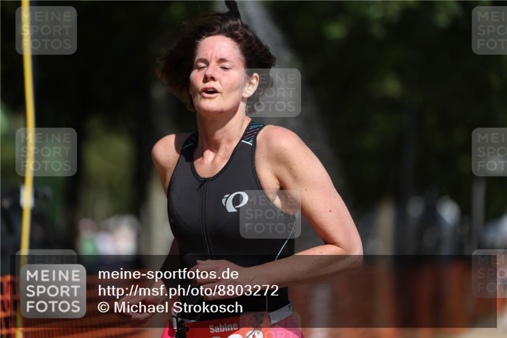 07.09.2025 - 19. Norderstedt Triathlon Michael Strokosch http://msf.ph/oto/8803272 07.09.2025 12:34:21 Laufen 1333 meine-sportfotos.de