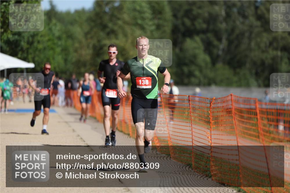 07.09.2025 - 19. Norderstedt Triathlon Michael Strokosch http://msf.ph/oto/8803309 07.09.2025 12:04:38 Laufen 138, 252, 1357 meine-sportfotos.de