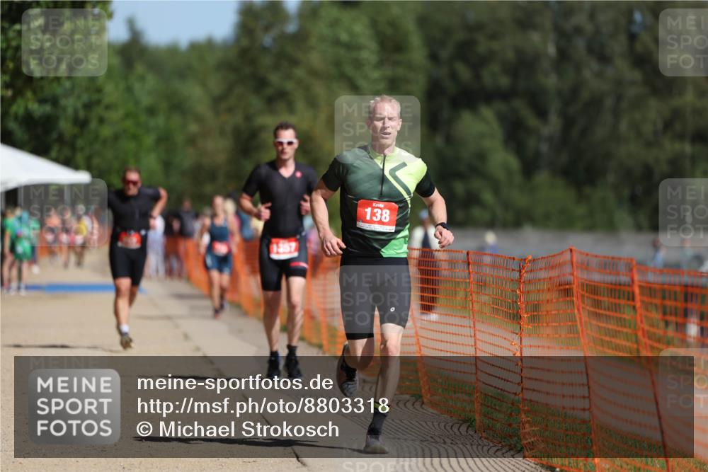 07.09.2025 - 19. Norderstedt Triathlon Michael Strokosch http://msf.ph/oto/8803318 07.09.2025 12:04:38 Laufen 138, 252, 1357 meine-sportfotos.de