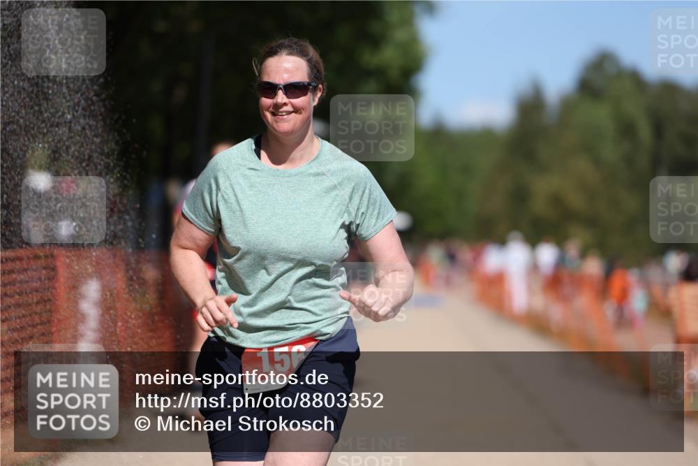 07.09.2025 - 19. Norderstedt Triathlon Michael Strokosch http://msf.ph/oto/8803352 07.09.2025 13:12:40 Laufen 156, 847, 1230, 1322, 1328 meine-sportfotos.de