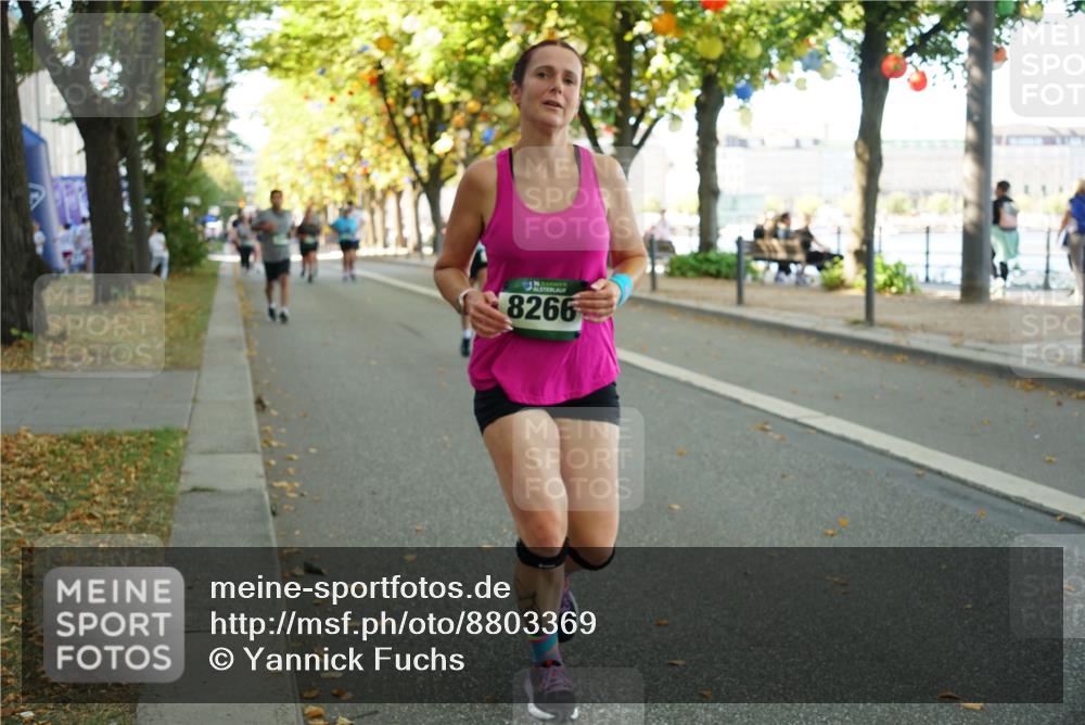 07.09.2025 - BARMER Alsterlauf Yannick Fuchs http://msf.ph/oto/8803369 07.09.2025 11:51:32 Laufen 8266 meine-sportfotos.de
