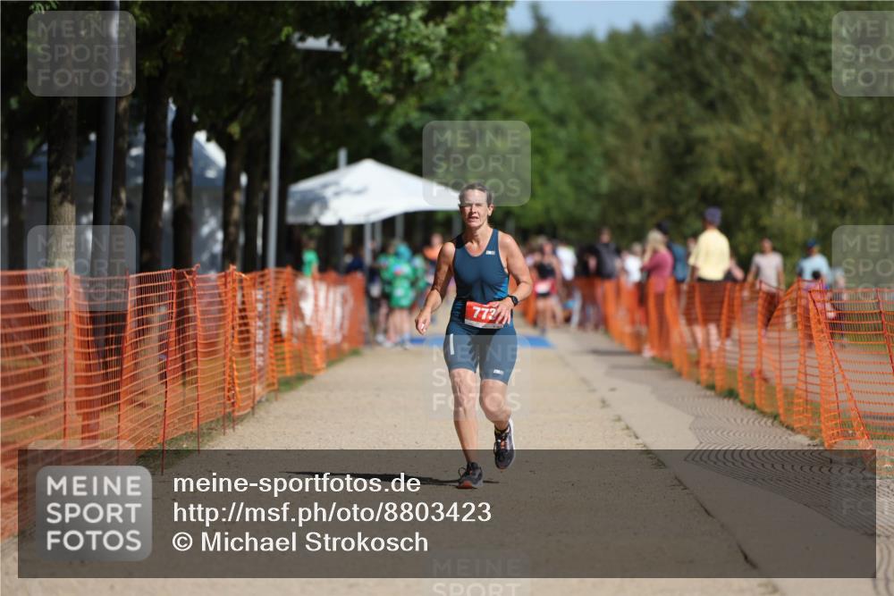 07.09.2025 - 19. Norderstedt Triathlon Michael Strokosch http://msf.ph/oto/8803423 07.09.2025 12:04:47 Laufen 252, 773, 1357 meine-sportfotos.de