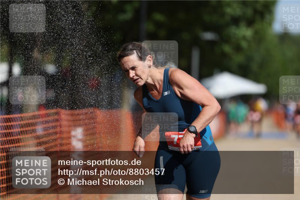 07.09.2025 - 19. Norderstedt Triathlon Michael Strokosch http://msf.ph/oto/8803457 07.09.2025 12:04:53 Laufen 773 meine-sportfotos.de