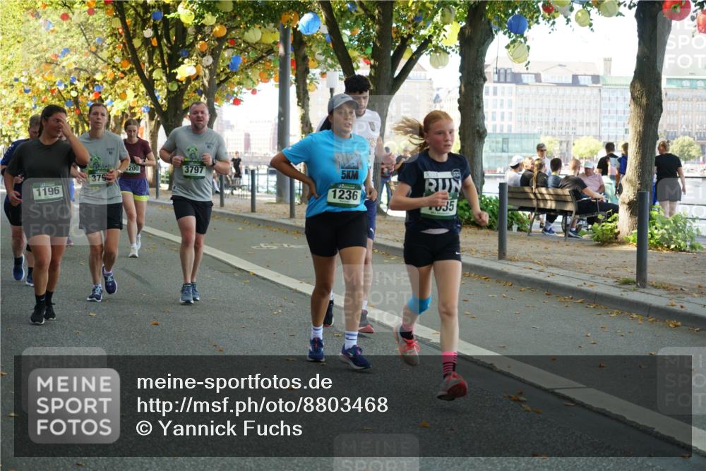 07.09.2025 - BARMER Alsterlauf Yannick Fuchs http://msf.ph/oto/8803468 07.09.2025 11:51:40 Laufen 200, 3797, 379, 1196, 1236, 5, 35 meine-sportfotos.de
