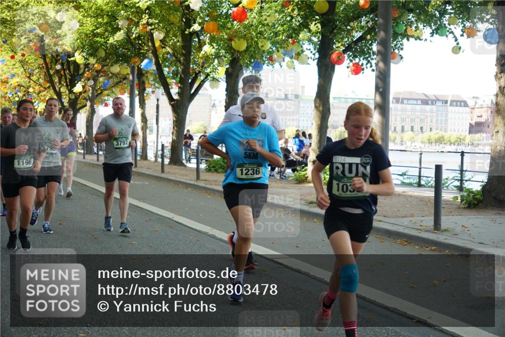 07.09.2025 - BARMER Alsterlauf Yannick Fuchs http://msf.ph/oto/8803478 07.09.2025 11:51:41 Laufen 1196, 798, 3797, 5, 1236, 2024, 103, 118, 1 meine-sportfotos.de